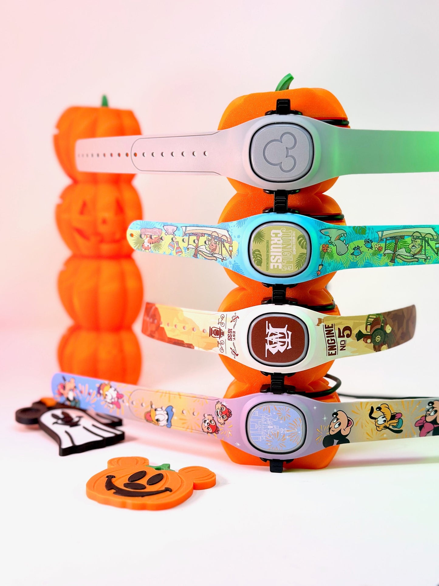 Pumpkin MagicBand+ Charging Tower