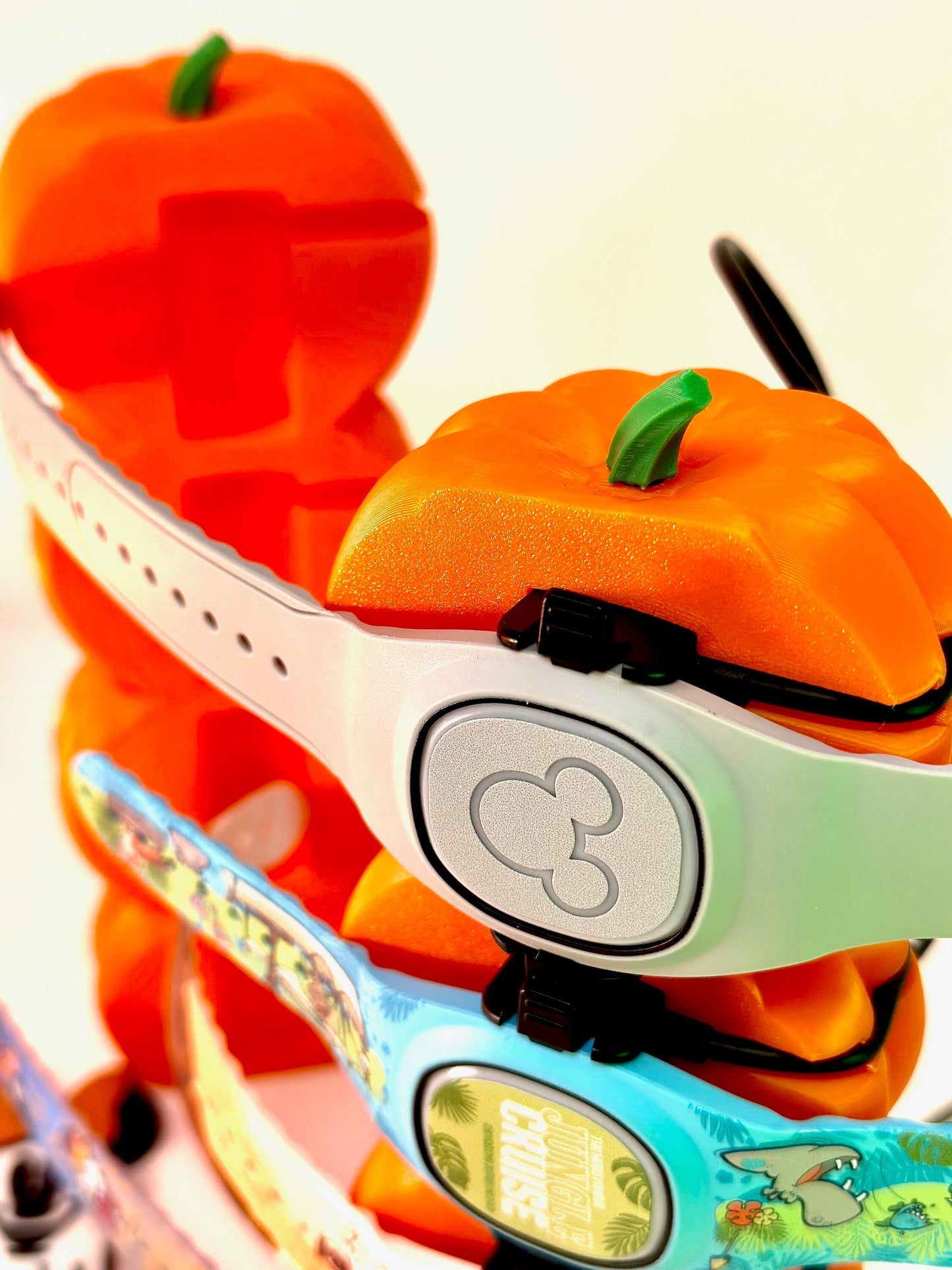 Pumpkin MagicBand+ Charging Tower